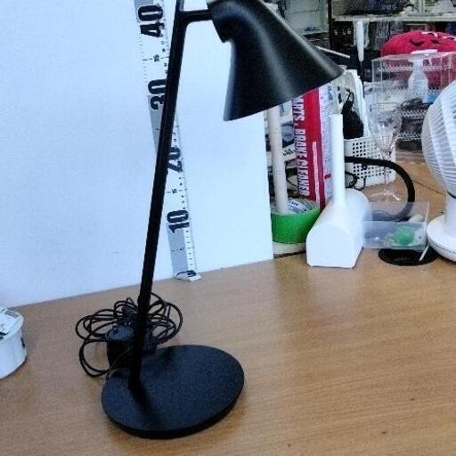 0819-131 Louis Poulsen　テーブルランプ