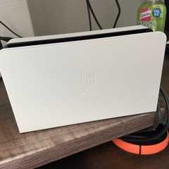 本日取りに来てくれる方のみ1000円引きニンテンドーSwitch有機モデルの画像