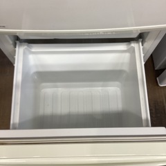 2010年製シャープ冷蔵庫（137L）の画像