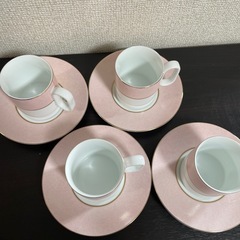 ティーカップ4客セットの画像