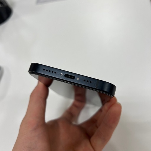 【美品】iPhone13本体　 
128GB【販売中】