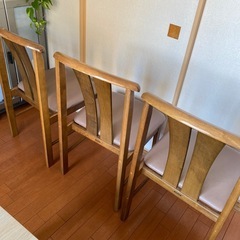 ダイニングチェア３個セットの画像