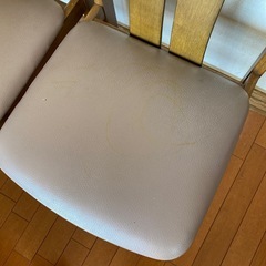 ダイニングチェア３個セットの画像
