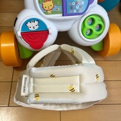 フィッシャープライス(fisher price) バイリンガル・ウォーカー(ベビーヘルメット付き)の画像