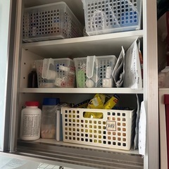 食器棚の画像