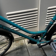 自転車　ママチャリ　水色
の画像