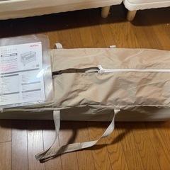 【美品】アップリカ　ココネルエアー　折り畳み収納式の画像