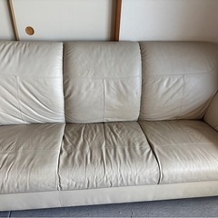 IKEA ３人掛けソファ
の画像