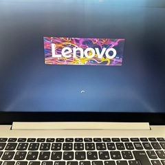 Lenovo ノートパソコンの画像