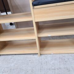 J1330【リユースのサカイ柏店】ベンチ付シューズラック　クリーニング済みの画像