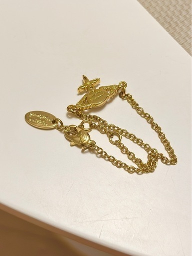 Vivienne Westwood(ヴィヴィアンウエストウッド)