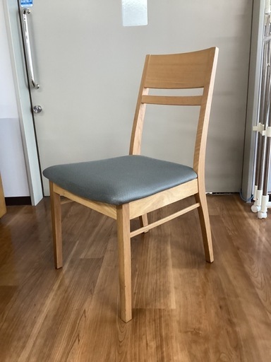 ダイニングチェアー2脚セット【町田市再生家具】251460