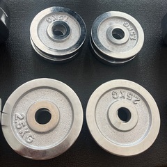 自宅筋トレセット　ベンチ　ダンベル20kg×2 マットの画像