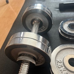 自宅筋トレセット　ベンチ　ダンベル20kg×2 マットの画像