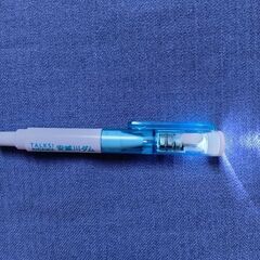 ライト付ボールペン🖊️(新品)の画像