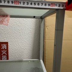 ガラス棚の画像