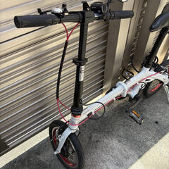 折りたたみ電動アシスト自転車トランスモバイリーの画像