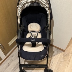 ミッキーマウス combi ベビーカーの画像