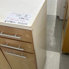 ★リユースのサカイ千葉中央店★期間限定割引有  キッチン収納  H83×D35×W60 クリーニング済み TC4257の画像