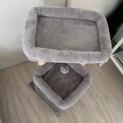 キャットタワーの画像