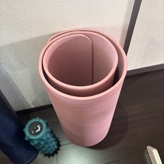 ヨガマット 厚手の画像