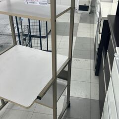 ★リユースのサカイ千葉中央店★期間限定割引有  ラック グレー H128×D65×W64 クリーニング済み TC4267の画像
