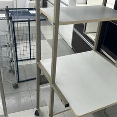 ★リユースのサカイ千葉中央店★期間限定割引有  ラック グレー H128×D65×W64 クリーニング済み TC4267の画像