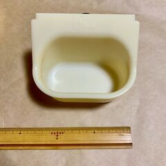 小動物用　餌箱・餌入れ　2種類 の画像