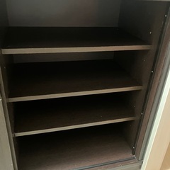食器棚 横長の画像