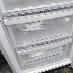ジャンク　三菱　冷凍庫　家電の画像