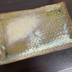 お皿の画像