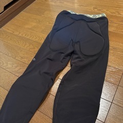 スノーボード 尻パッド メンズの画像