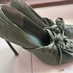 【美品】　YELLO  パンプス　Ｍサイズの画像