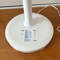 TEKNOS KI-323DC フルリモコンDCリビング扇風機の画像