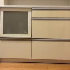 お譲りします☆レンジボード（レンジ台＋食器棚）の画像