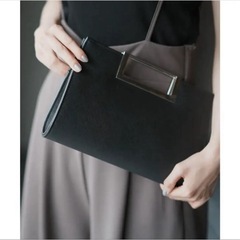 クラッチバッグの画像