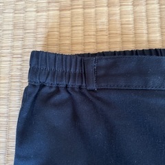 G U黒スキニーの画像