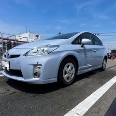 トヨタプリウス Sグレードの画像