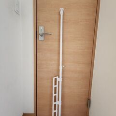 突っ張り棒＋押し入れ用突っ張り棒の画像