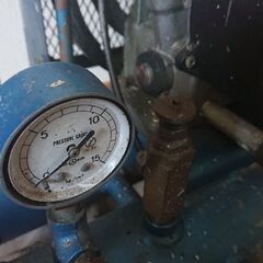 イワタ100Vコンプレッサーの画像