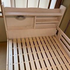 シングルベッド
の画像