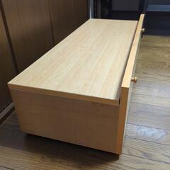 【引取りに来て頂ける方限定】ベッド下収納ラック　キャスター付きの画像