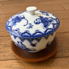 唐子柄　蓋付湯呑み茶托4セット　小皿付の画像