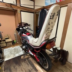 cbx400f三段シートの画像
