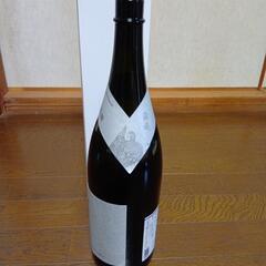 美しい日本酒瓶の画像
