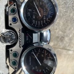 xjr1300 逆車　pr021 2000年式　車検ほぼ2年付き　値下げ可能の画像