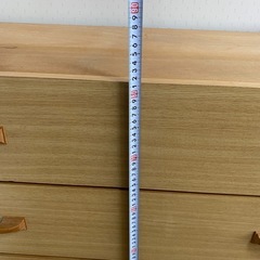 シンプルなタンスの画像