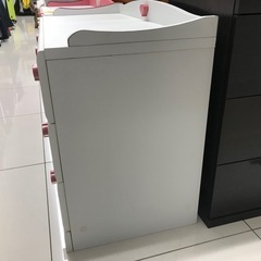 チェスト（白）の画像