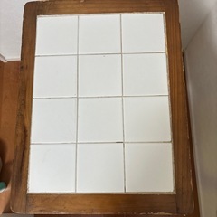 折り畳みミニテーブルの画像