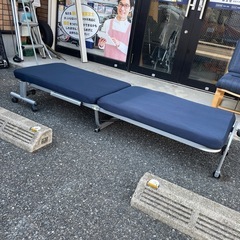コンパクトサイズ 折り畳みベッドの画像